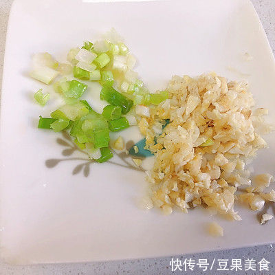 水淀粉|简单美味，番茄金针菇豆腐汤走起