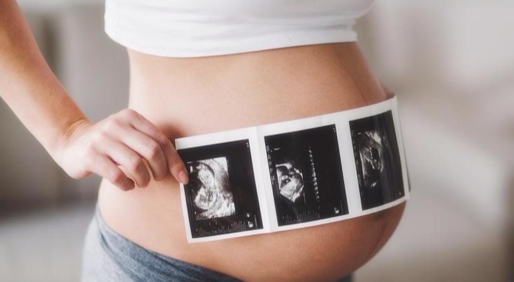 发育|女性怀孕后,睡觉时的这个行为,对胎儿发育影响很大,孕妈别大意