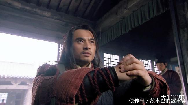 武松血溅鸳鸯楼后,为何选择投靠二龙山而不是投奔宋江