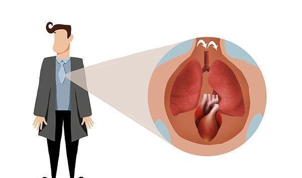 肌肉|一天坚持100个深蹲,男子后来发生了什么变化?了解下