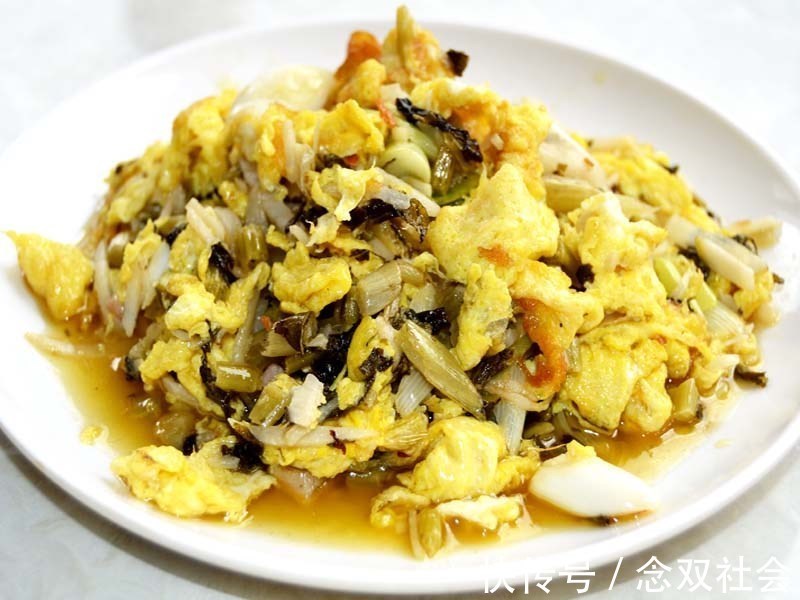 控制血糖|确诊糖尿病，3种食物最好不要碰，吃一口，血糖就升高一大截！