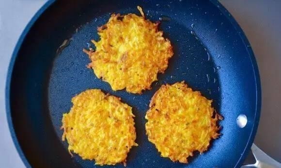 学会这几款煎饼，再也不用对着小吃摊流口水啦！