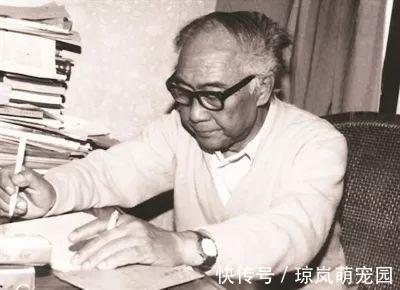 汪曾祺#汪曾祺的7句经典语录,读懂了就活得不累了,尤其是第四句