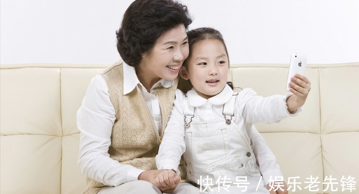 孙子|带孙子和带外孙,哪种方式回报更大?2位阿姨说出内心的心里话