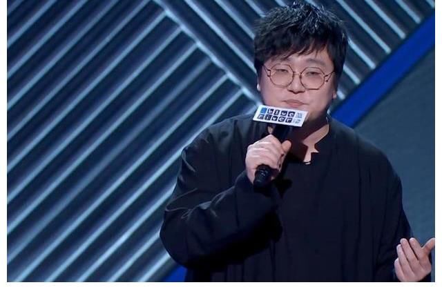 王建國|《脫口秀大會4》：李雪琴不來，王建國開場就遭淘汰？