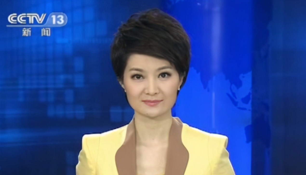 新闻主播|央视新闻主播有两条路可以选一条是宝晓峰,另一条是刘羽