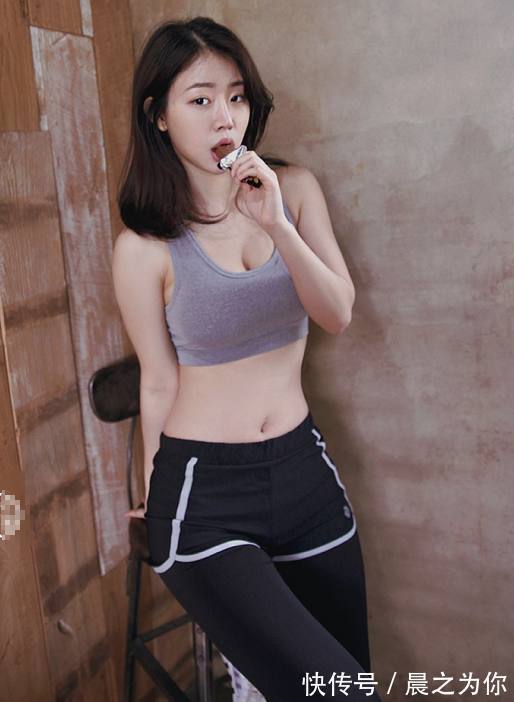 小蛮腰 修身百搭的打底裤,更显女性窈窕的身材,极具女人味