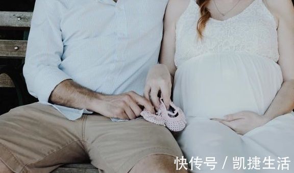 放屁|孕期让孕妇尴尬的2个事情，孕妈被困恼也不好意思说，你有过吗