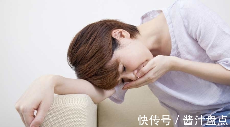 小思|孕吐厉害和几乎不吐,两种孕妈哪种更好和肚里宝宝发育有关