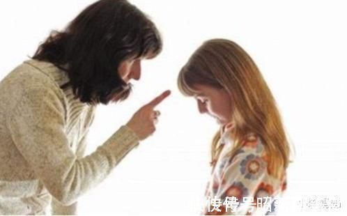 作业|“作业写一半马桶炸了”,老师以为学生撒谎,联系父母后秒打脸