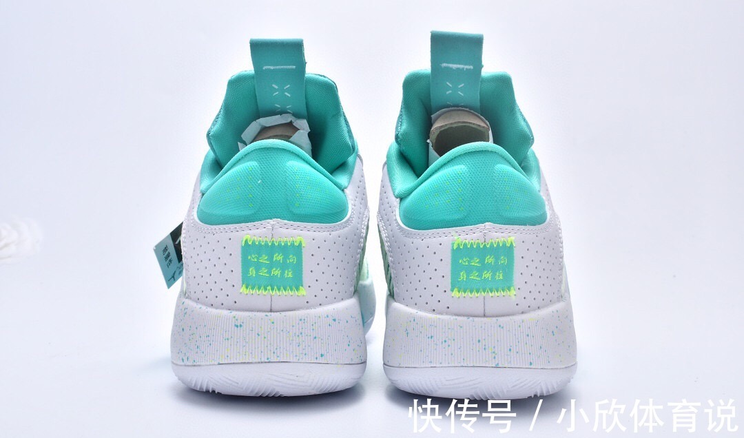 长裙","m":"9ba1a369655ffd416413aaef0af9962bde71a6","nlabel":"stat_3100649057:zm.news.so.com:5pe25bCa5bCP5qyj5oSJ,pageType_zmt,glevel_3","ntag":"tfashion;sfashion_时尚;kfashion_1:旗袍;kfashion_1:长裙;call_P:全类:华服:民族