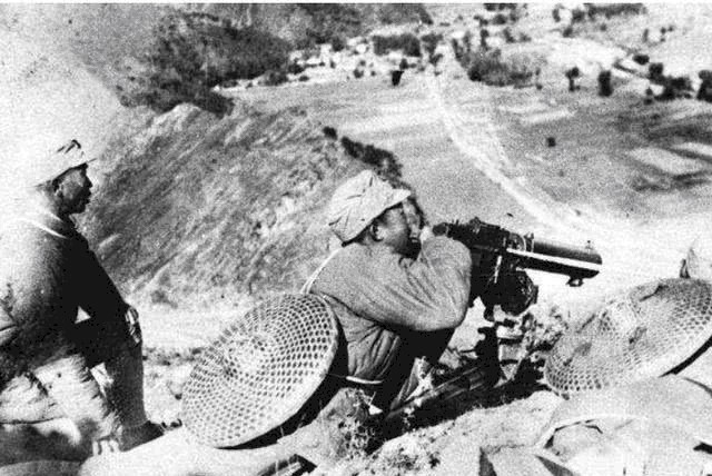 境内|风起云涌的东北抗日军为何会遭受损失,不得不撤到苏联境内?