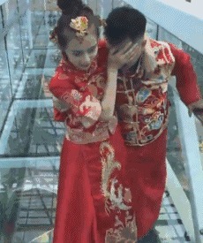 |搞笑GIF趣图段子:当我讨厌一个人时,如果这个人突然说喜欢我