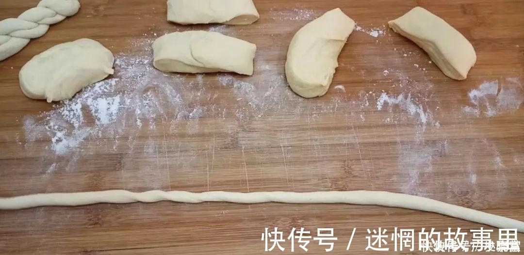 油条|2个鸡蛋,1袋牛奶,不用一滴水,比油条面包还好吃,放凉都不会硬