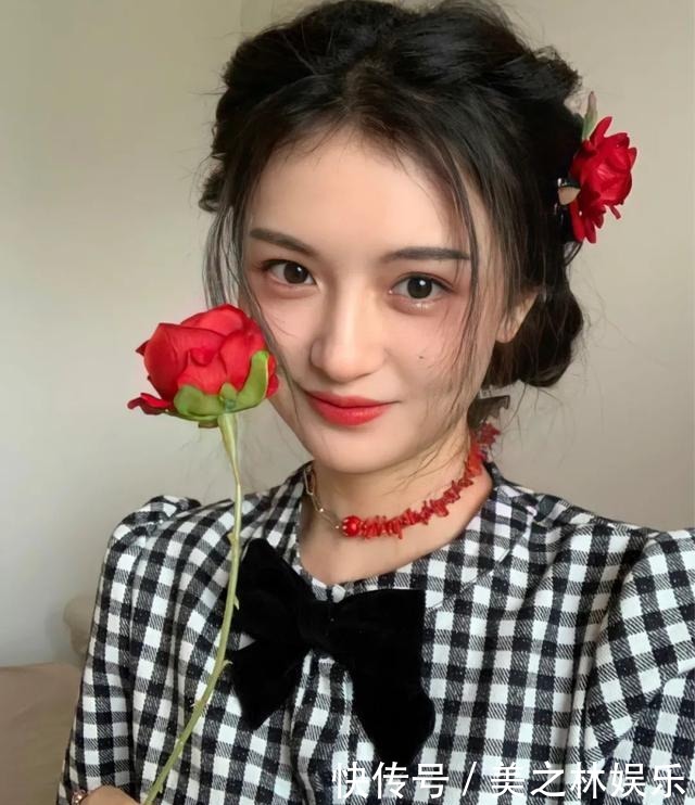 tony|别再披头散发了！这3款新年发型才够美够撩人