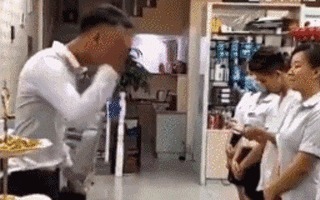 |搞笑GIF趣图段子:当我讨厌一个人时,如果这个人突然说喜欢我