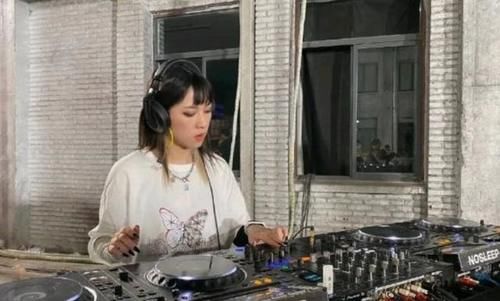  中国新说唱|《说唱新世代》用最少的钱，做用心的好节目，谁说没钱不行？