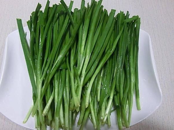 高血压的人群，尽量不要碰这3种食物，别再“傻傻”不知道了