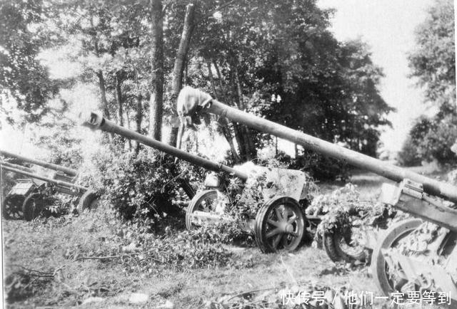 苏军|一组二战老照片：在埃及被俘的印度士兵，苏军使用缴获的武器