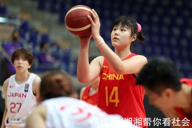 苗立杰|「篮球」啥时候去?WNBA洛杉矶火花获李月汝签约权