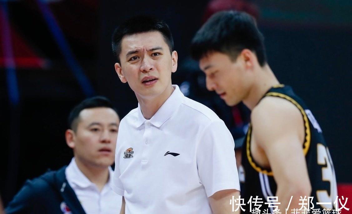 杨鸣|26分豪取9连胜!辽宁男篮惊喜与弱点共存,杨鸣需调整新阵容