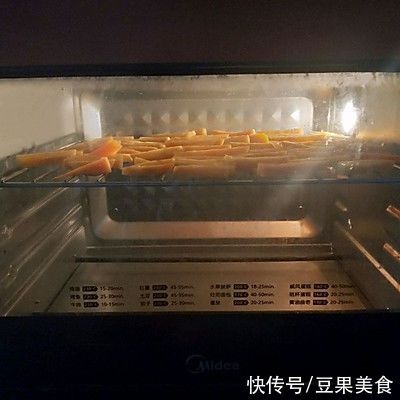 烤箱版地瓜干最好吃的做法，就在这里了