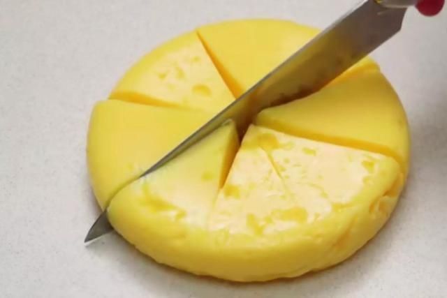 牛奶新吃法，不蒸不炸，搅一搅，烤一烤，外焦内嫩比蛋挞还好吃