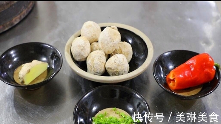 料汁|皮蛋的美味做法，只要一个料汁，制作超简单，全家都爱吃