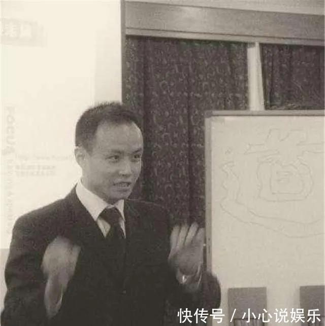 超级先生|孟非不再隐瞒，说出与乐嘉不和的真实内幕，难怪他沦落街头卖艺