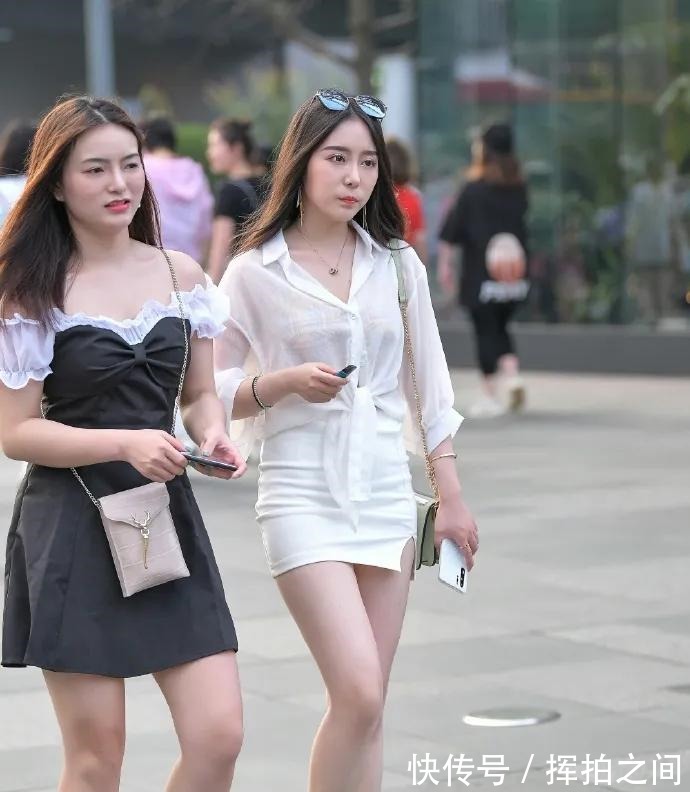 衬衣 怎样穿出魅力十足的效果可以衬衣配半身裙,温柔时尚又青春!