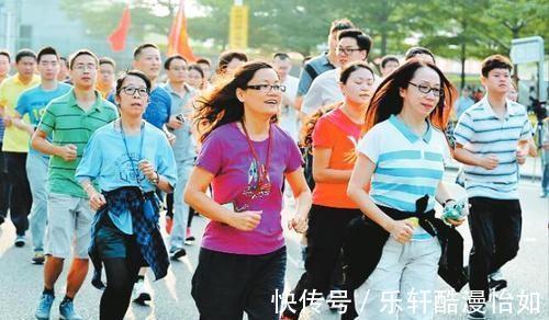 错误|长期坚持跑步,却迟迟不能跑得更快更远,这5大错误你需要知道