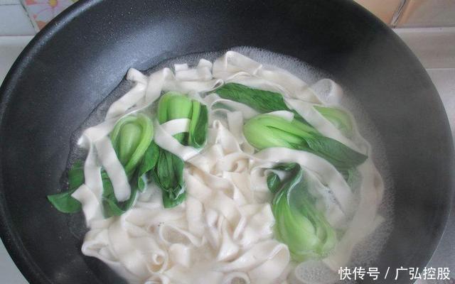 鲜香|辛辣鲜香是传统面食的特色之一,很容易学