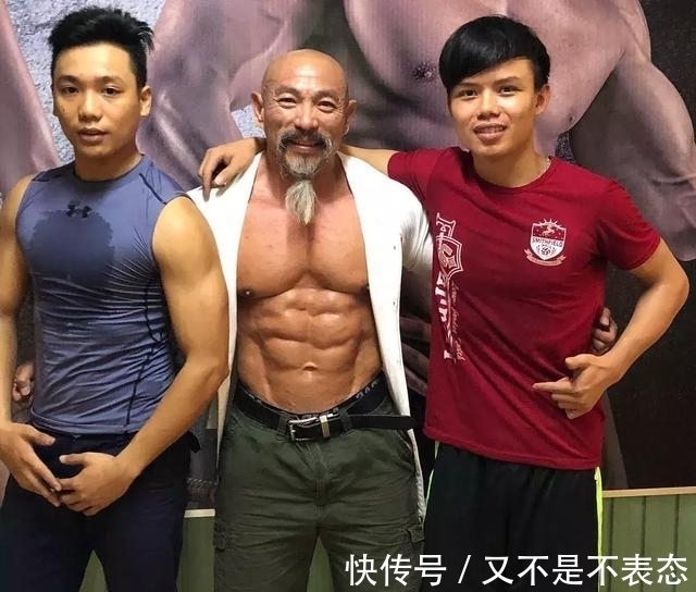 龟派气功|54岁老头迷恋“七龙珠”,为练成龟仙人,每天吃1脸盆鸡蛋