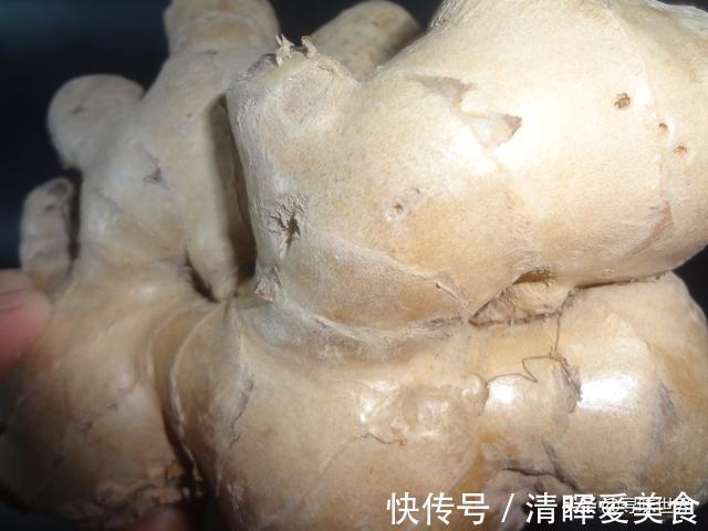 实用|生姜放久了会干瘪腐烂，教你4招，最长放2年不会坏，实用又省钱