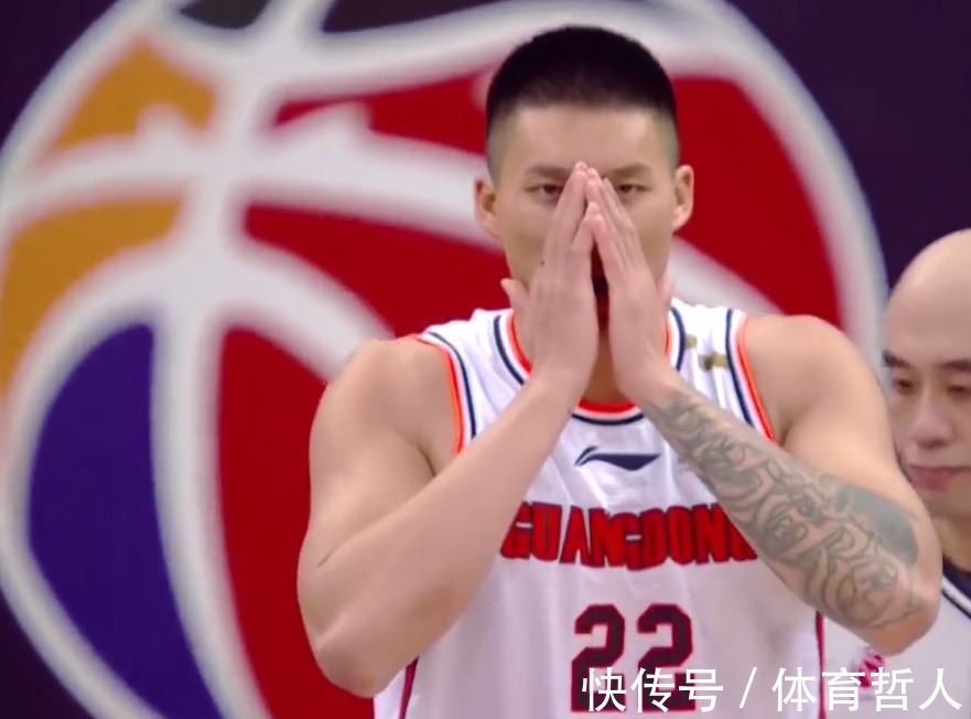 杜锋|11分10板!CBA网红球员完成蜕变,杜锋特别给他一个爱的鼓励