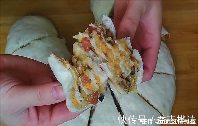 腊肠|糯米别总用来包粽子,教你好吃做法,咸香软糯,鲜香料足真解馋