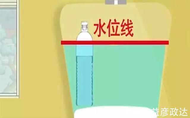 小苏打+|马桶水箱里放这个东西,再也用不到马桶刷了,好神奇啊