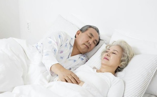 心血管疾病|50岁到60岁是衰老的关键期,若你没有此三种病,可能一直年轻健康