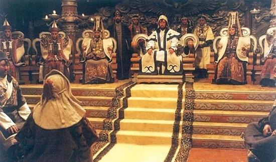 妻子|铁木真妻子被敌国掳走,遭受欺凌不幸怀孕,他为何坚持让孩子出生