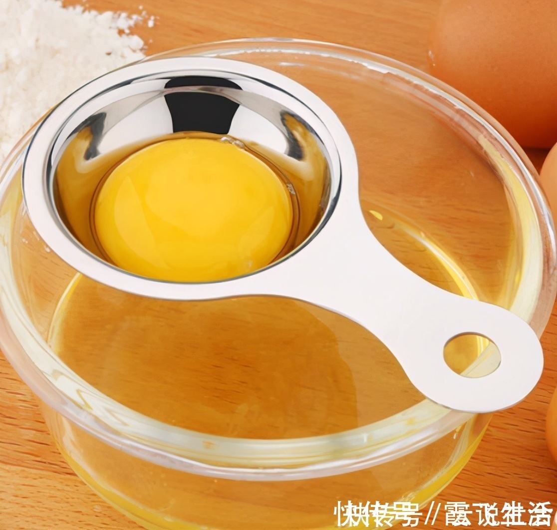 蛋黄|狗狗吃“鸡蛋”好处多,但怎么吃要注意,小心吃出问题