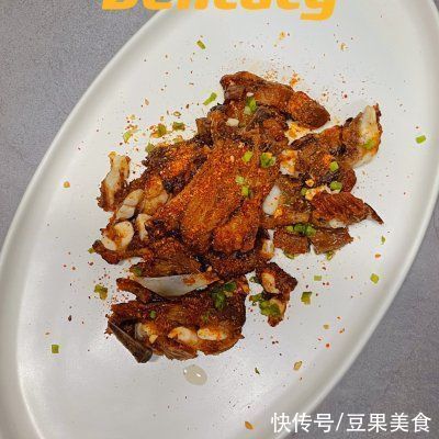 孜然烤羊排这样做，隔壁小孩都馋哭了