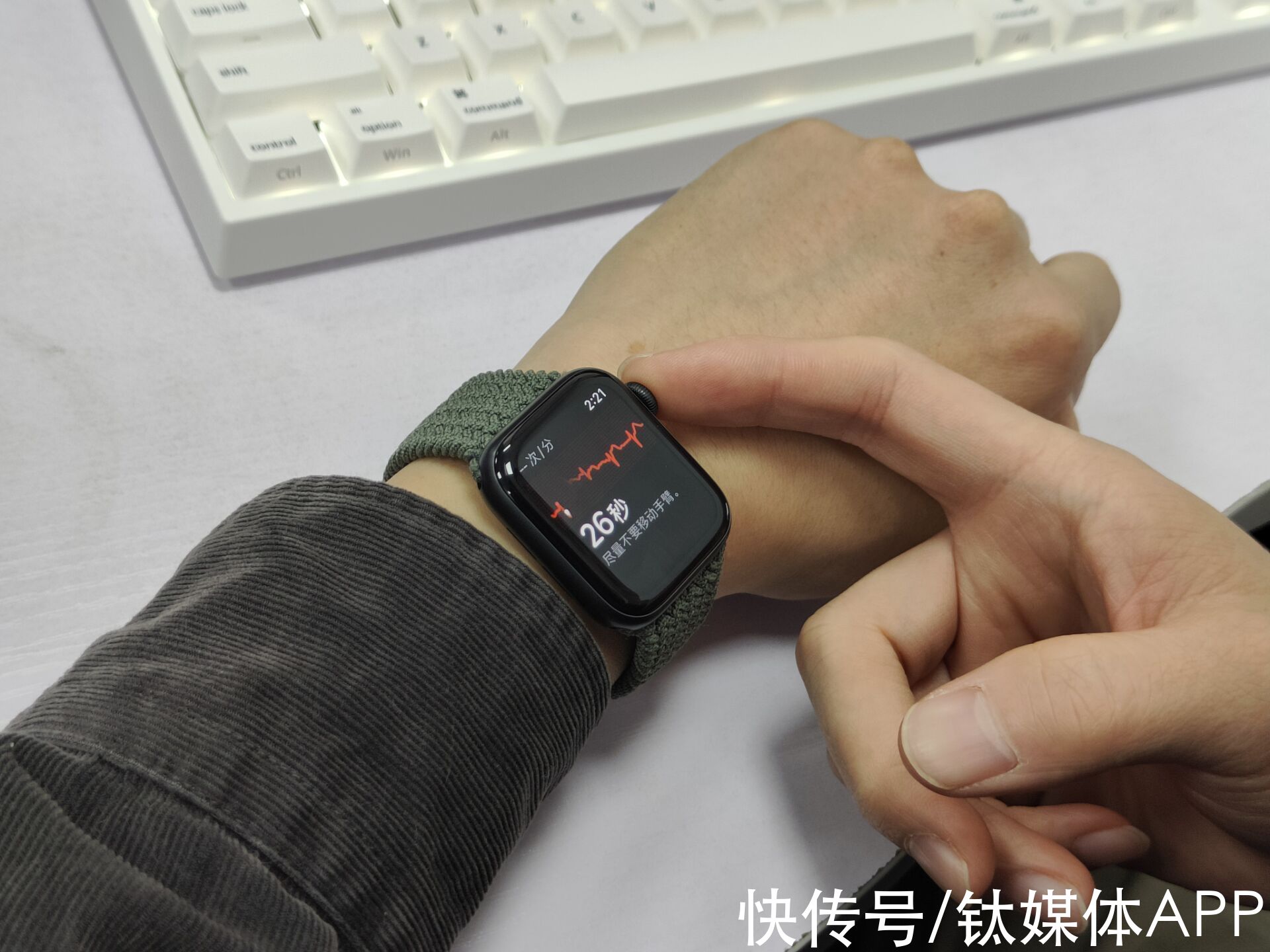 小雷|得到心电图功能后，Apple Watch要彻底统治中国市场？