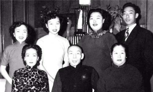 上海|杜月笙家族罕见照原配夫人确实漂亮,图5是五姨太孟小冬