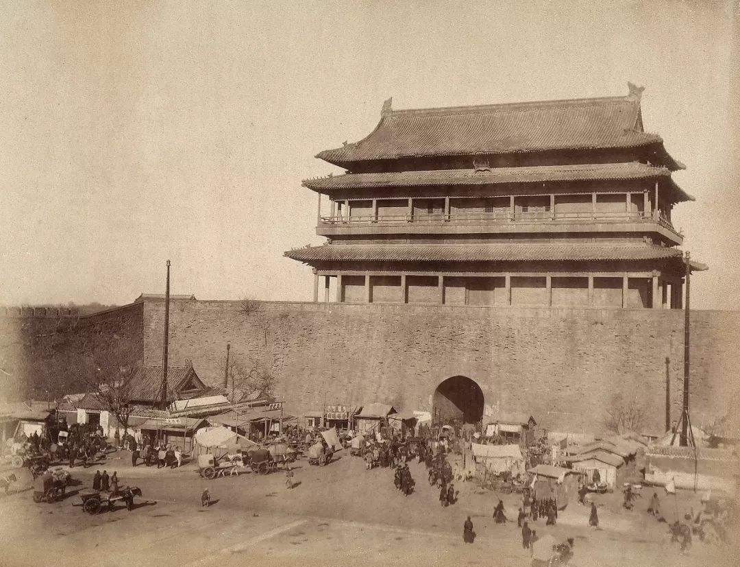 皇帝|意大利传教士见过乾隆后,偷画皇帝“真容”流传至今,无数人参观