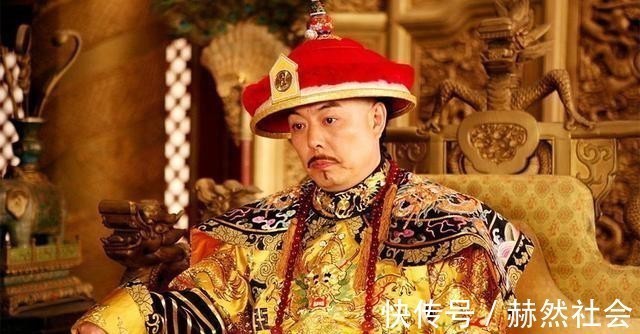 乾隆皇帝&奸臣秦桧后人考上状元,路遇岳飞墓时留下两句诗,满满的无奈之情