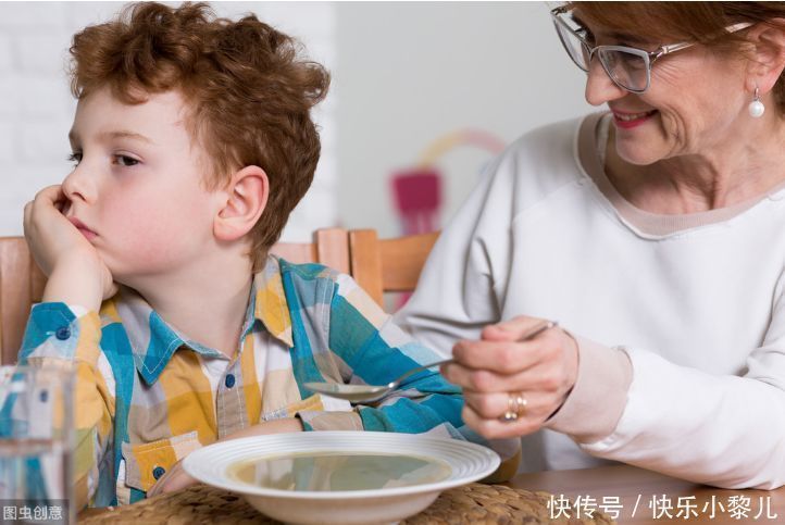 孩子|孩子不吃饭家长要追着喂？“鲶鱼效应”是关键，学会效果立竿见影