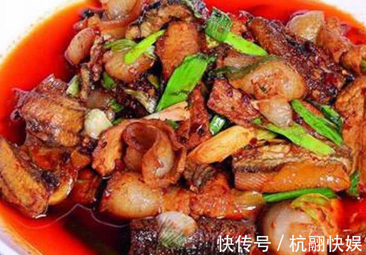 回锅肉|美食推荐洋葱炒肥牛，扒肥肠，鳝鱼回锅肉，柠香酥肉的做法