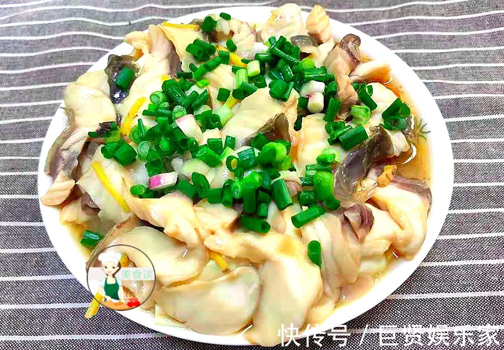 春天|春天最馋此蒸菜，蒸一蒸8分钟搞定，实在太鲜美了，蒸一盘不够吃