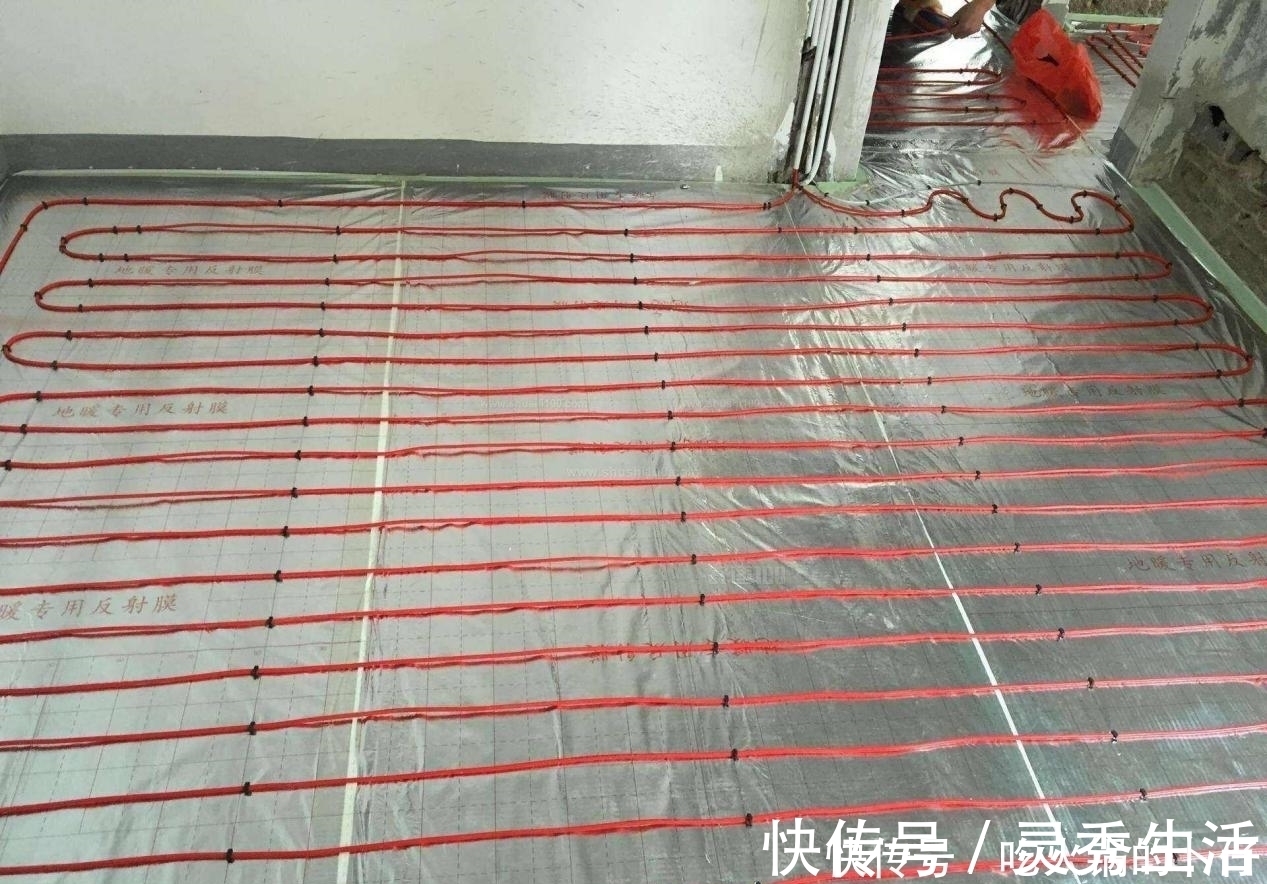 暖气片|采暖方式很多，我心中就电地暖最舒适，120平以下装它准不会错！