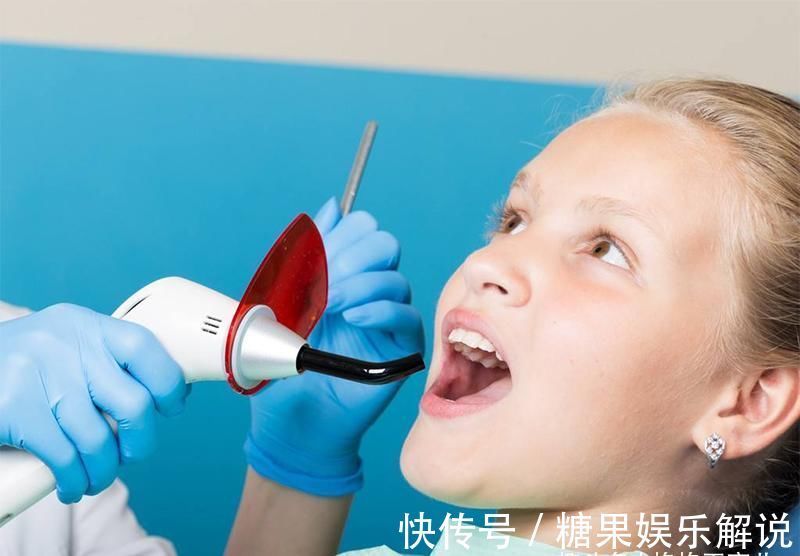 蛀牙|孩子换牙齿了,看到快长出的牙齿是歪的,该怎么办?